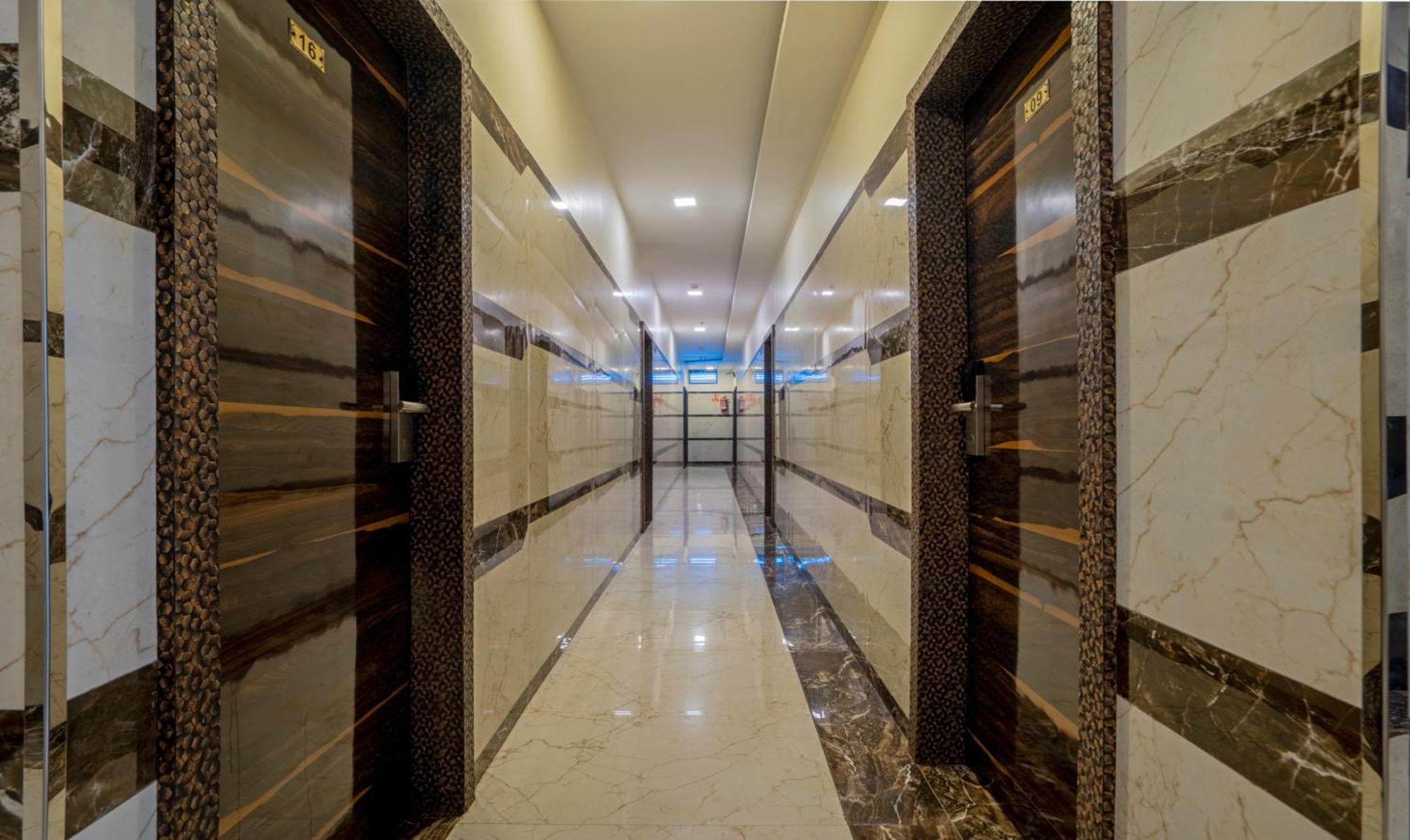 Отель Treebo Zaid International Powai Мумбаи Экстерьер фото